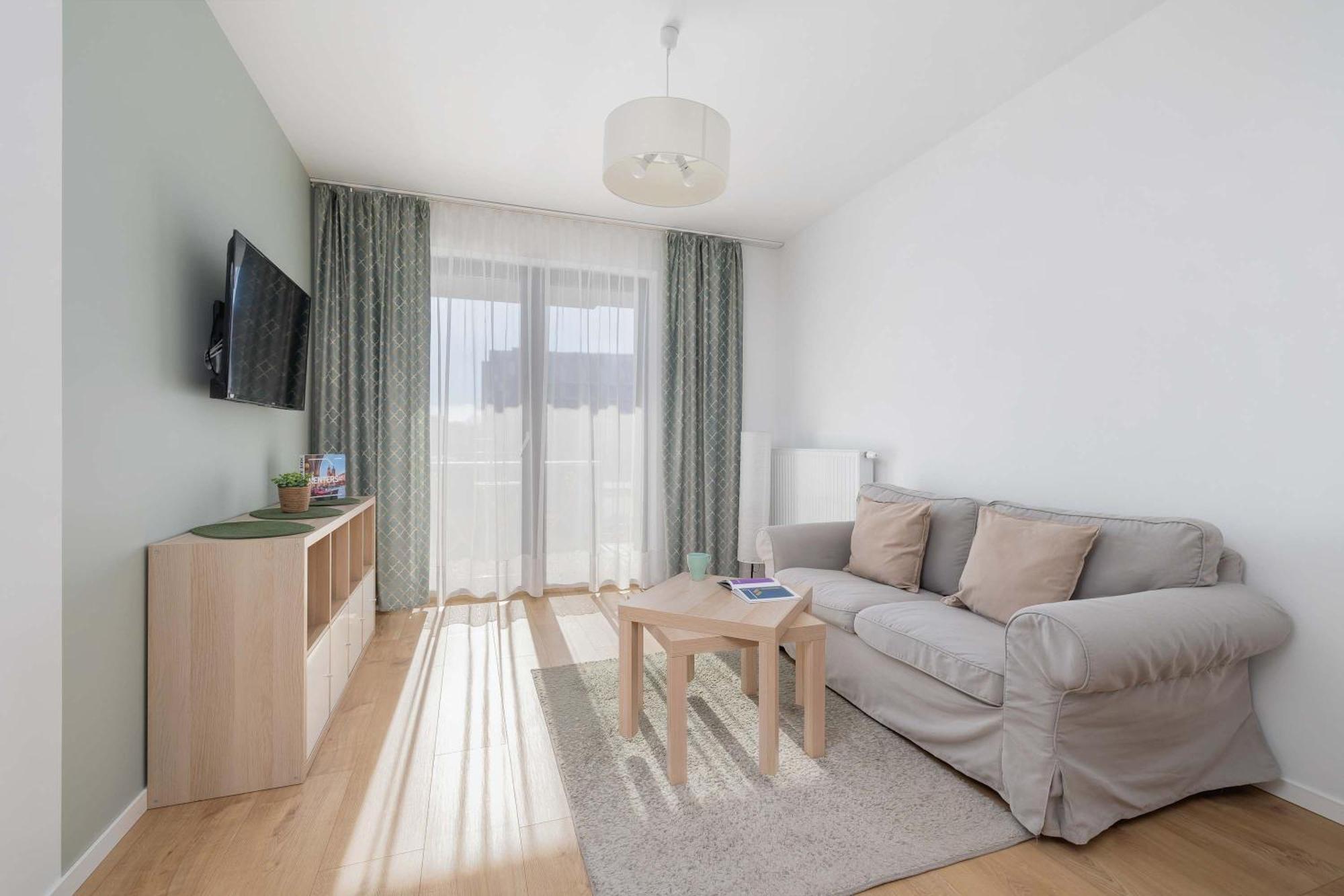 Modern With Parking Near Tauron Arena By Renters Apartamento Cracovia